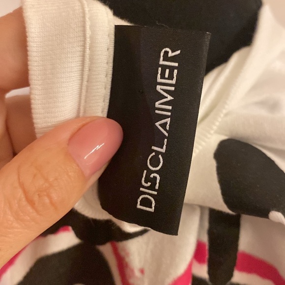 Disclaimer T-shirt size S - Picture 6 of 8